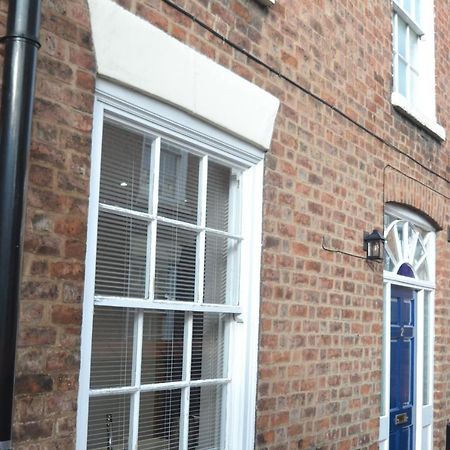 Charming 1 Bed Georgian Apartment Chester Bagian luar foto