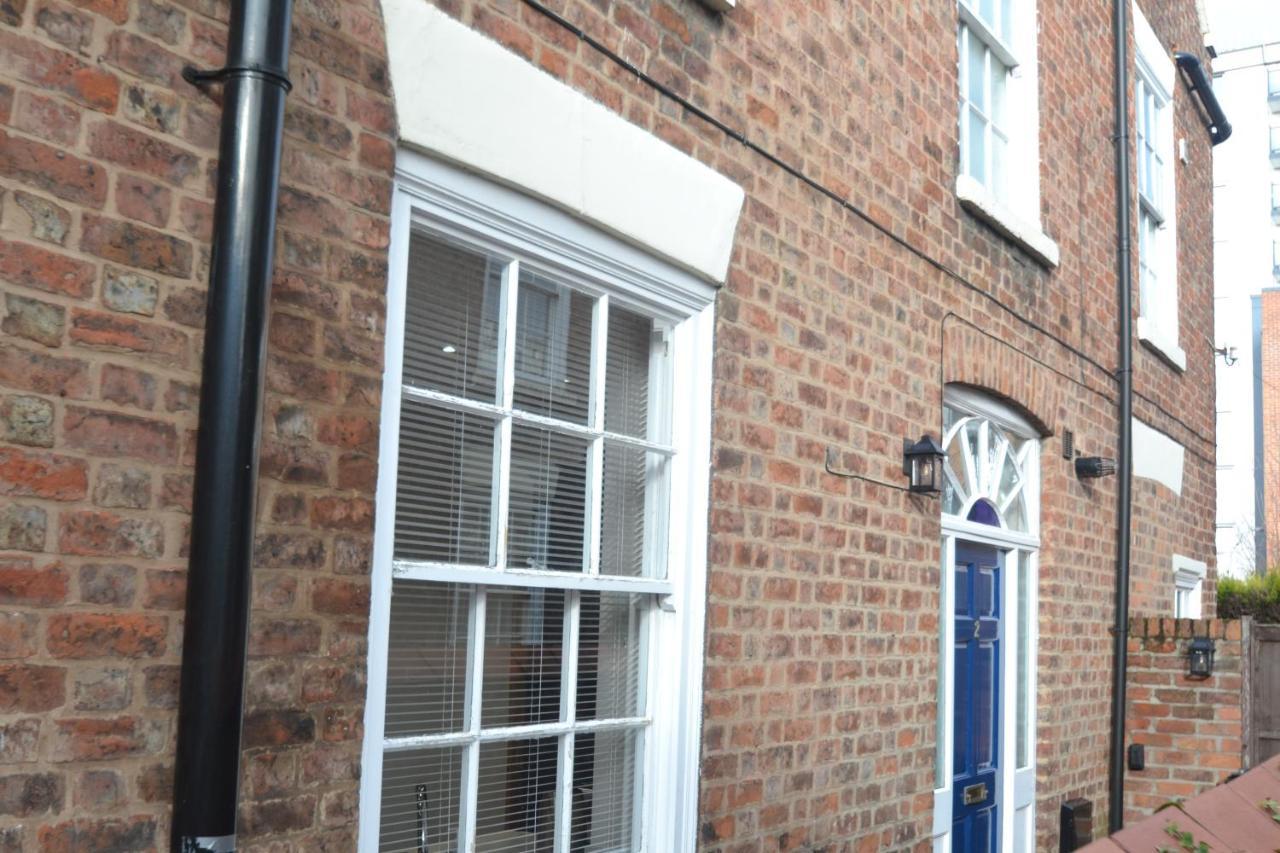 Charming 1 Bed Georgian Apartment Chester Bagian luar foto