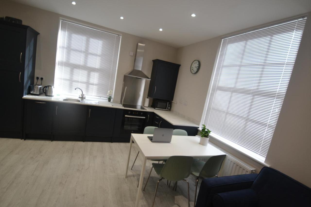 Charming 1 Bed Georgian Apartment Chester Bagian luar foto